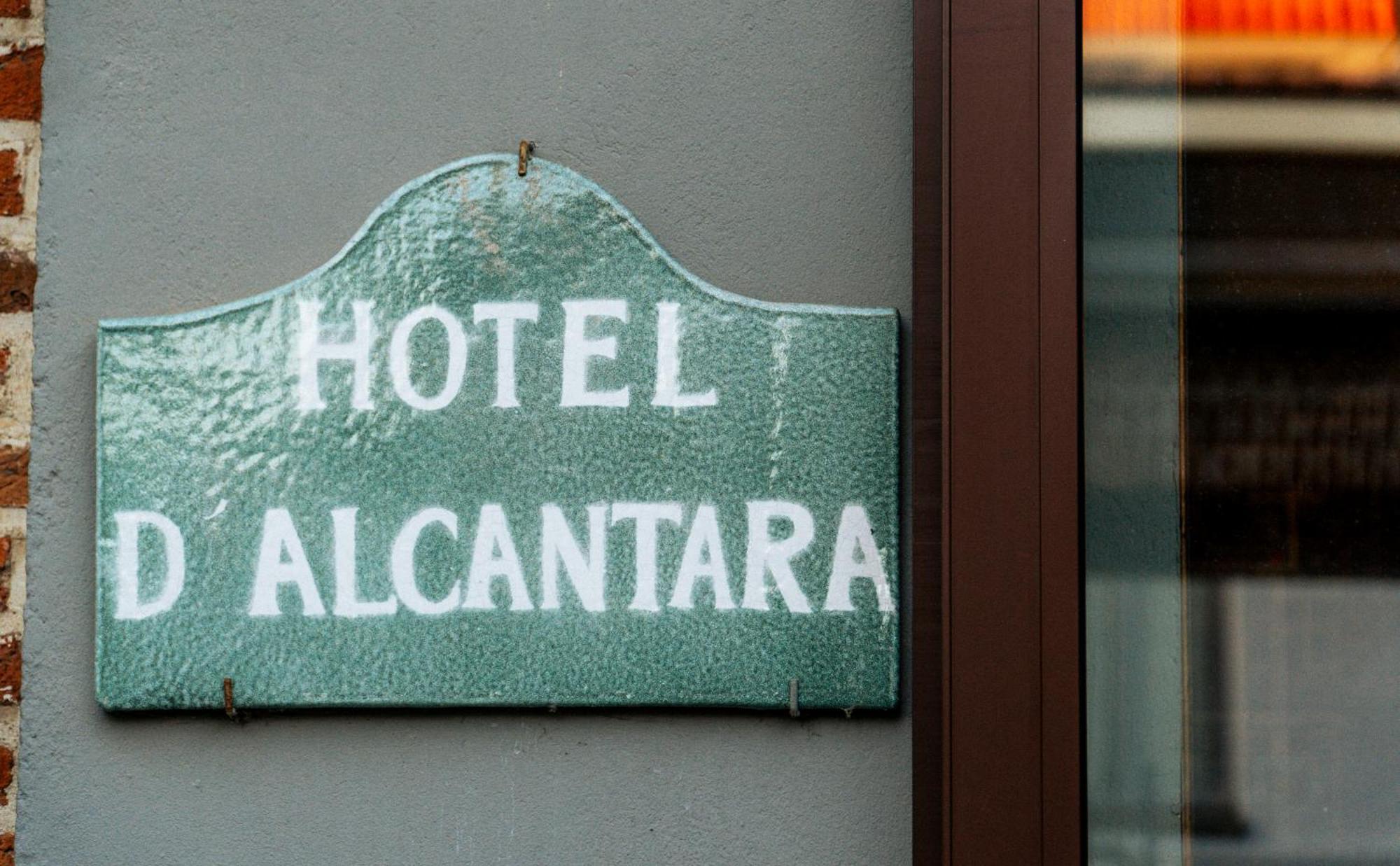 Hotel D'Alcantara Tournai Exterior photo